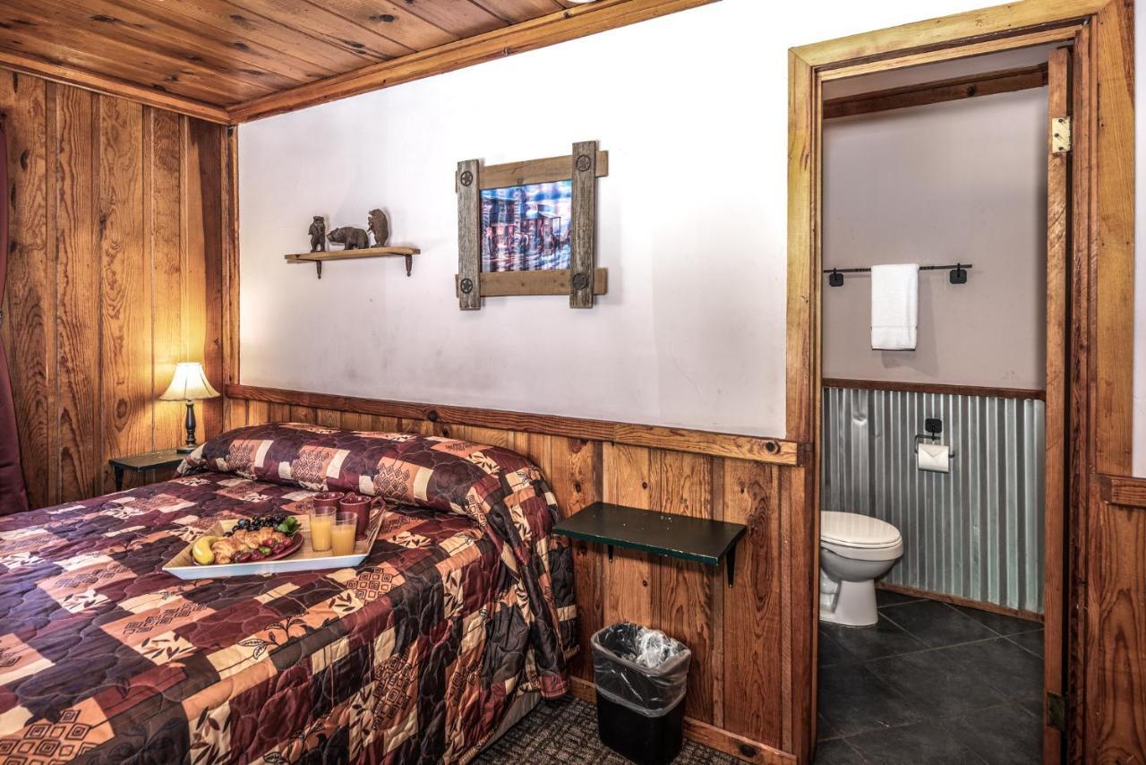 Apache Village 9, Queen Bed, Midtown, Pet Friendly, Sleeps 2 Ruidoso Eksteriør billede