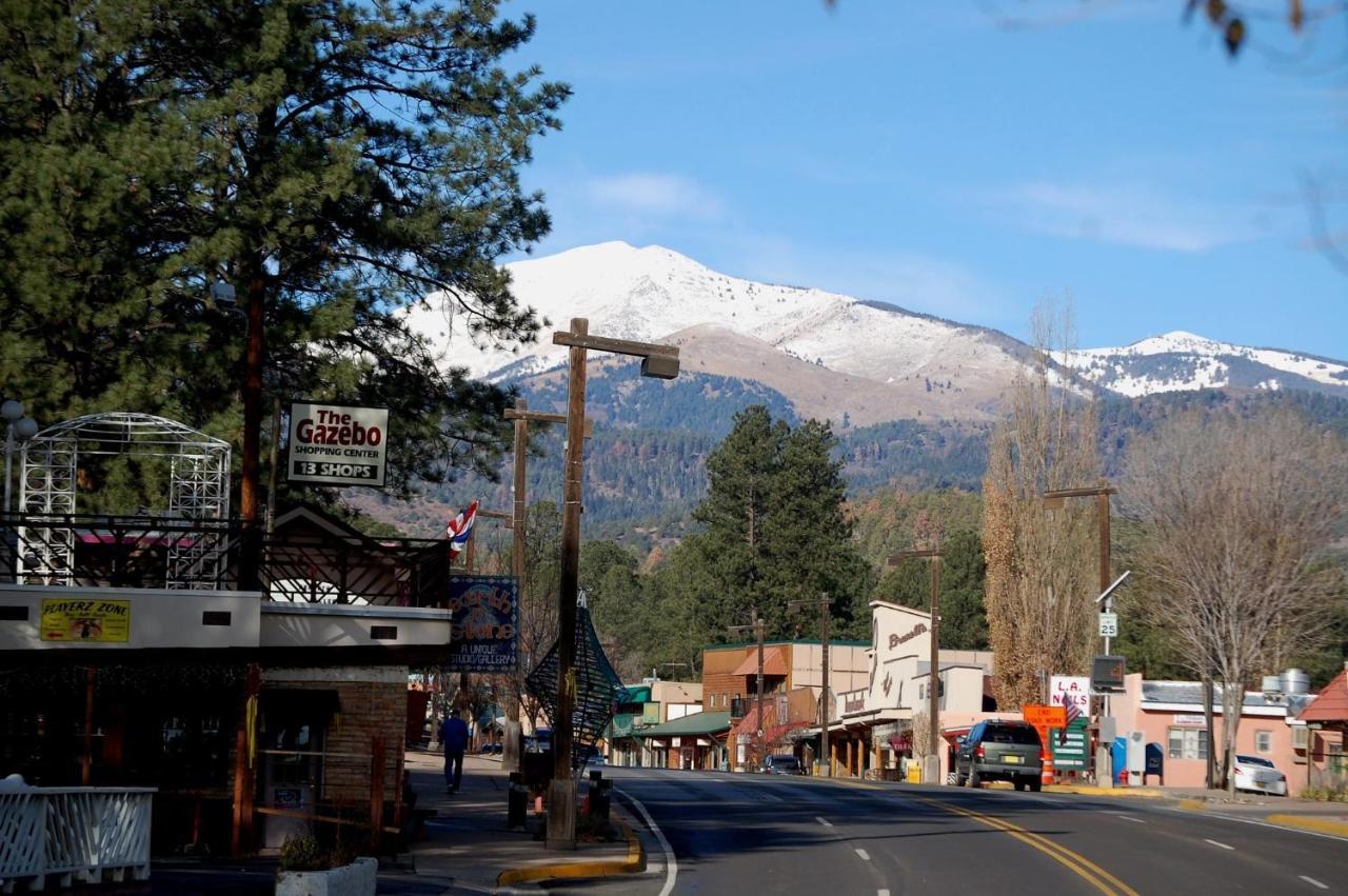 Apache Village 9, Queen Bed, Midtown, Pet Friendly, Sleeps 2 Ruidoso Eksteriør billede